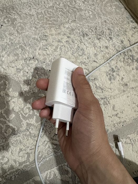 Vivo x300 pro. 16/512