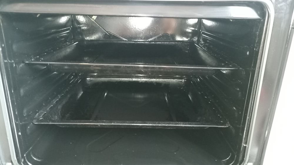 Продам газовую плиту
