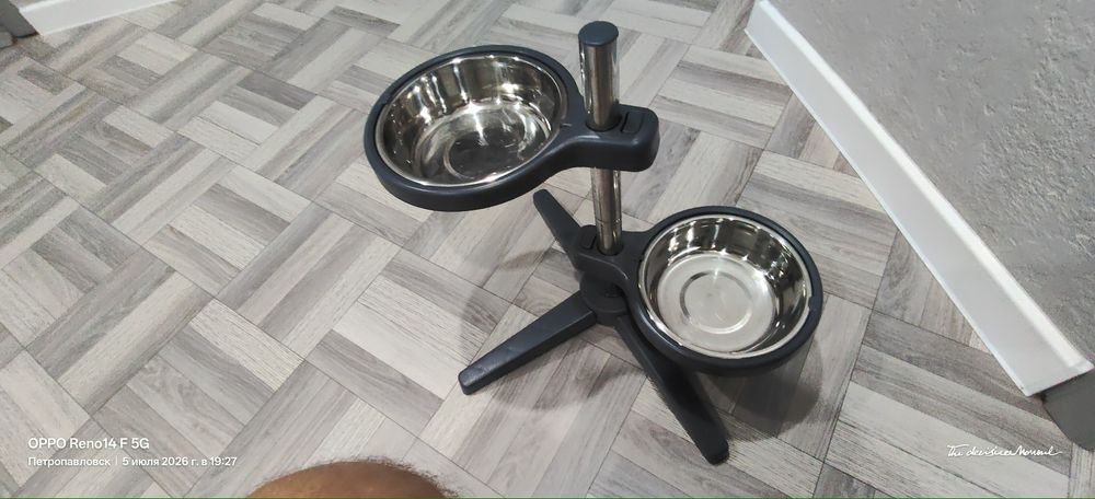 Продам миску для собак