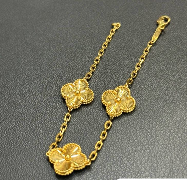 Braslet sotiladi 750proba