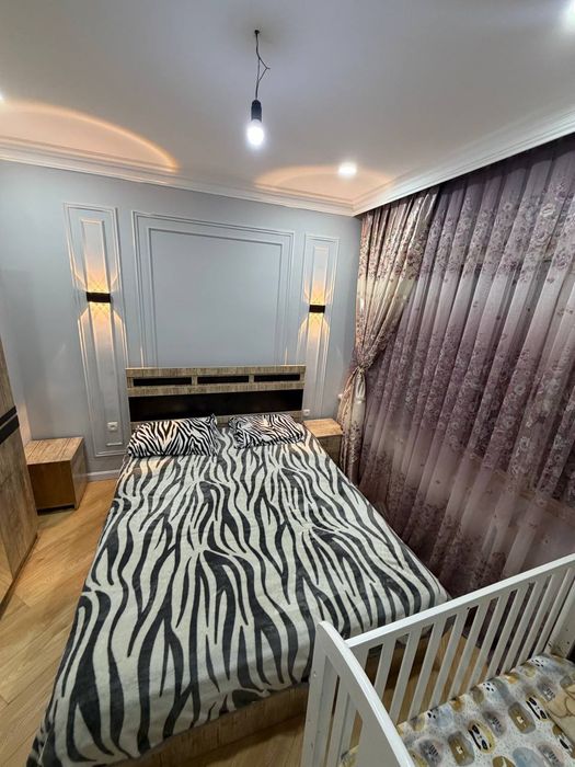 Продаю 4в5 комнатную квартиру Сергели 8а