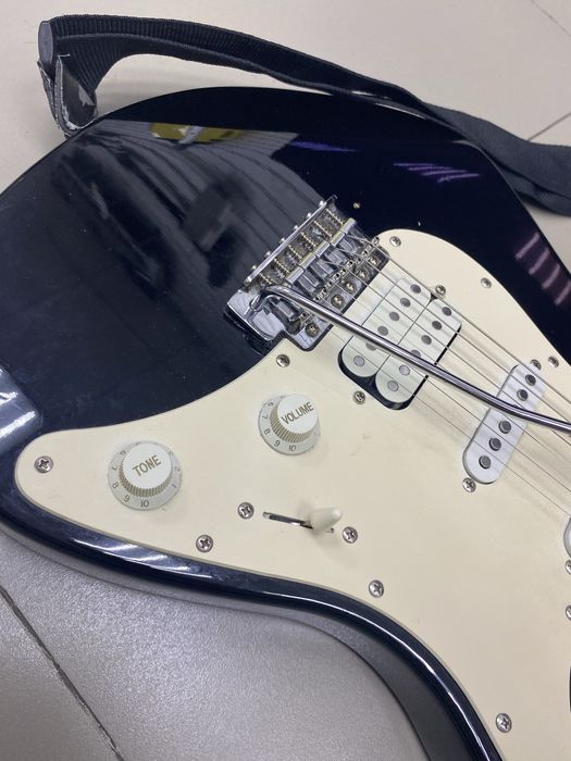 Электрогитара Yamaha EQ112C (ТМ79)