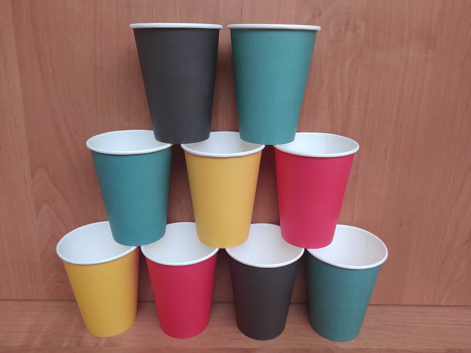 Бумажные стаканы
