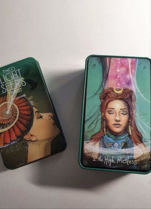 Карты таро светлого провидца, новые в упаковке, в железной банке