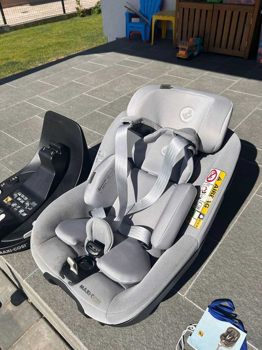 Scaun copil Maxi Cosi Pearl 360 + baza rotativa Isofix