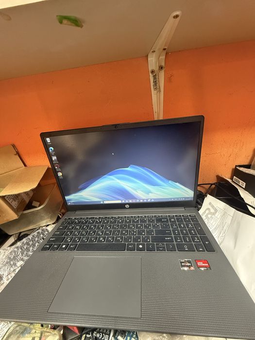 HP 15s Ryzen 5/16GB RAM/512GB SSD/