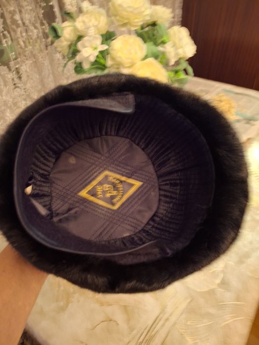 Шапка норковая форма кепки