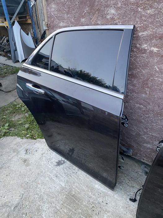 Portiera Spate St/Dr Lancia Thema Chrysler C300 Pret 1000 lei buc