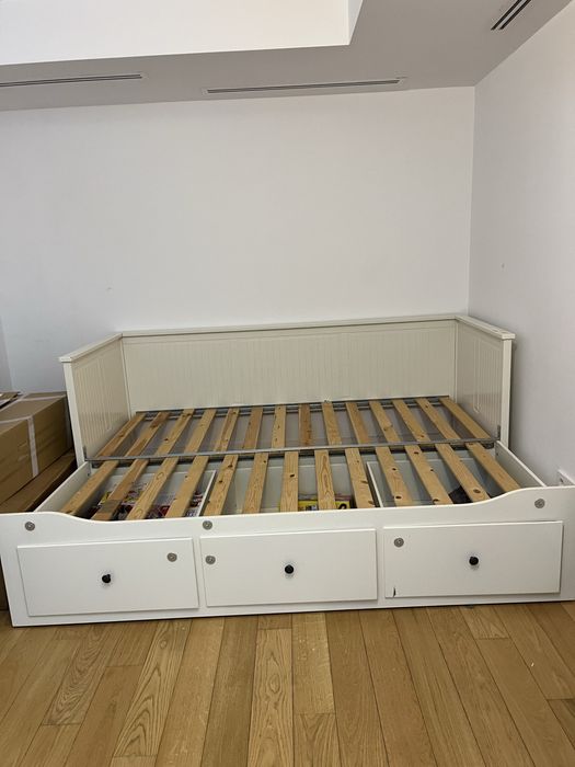 Comoda si pat Ikea 1500 ron