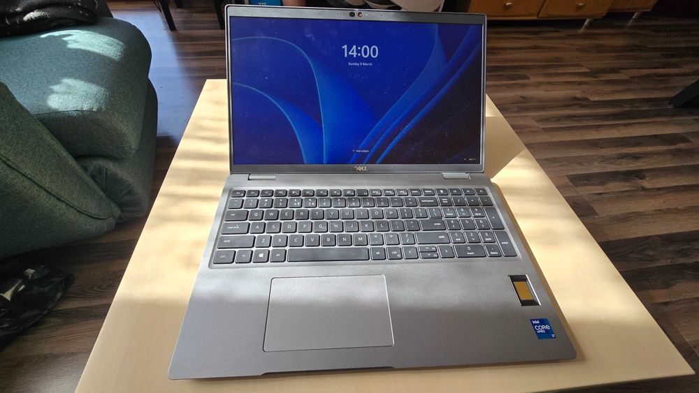 Dell Precision 3560 Touchscreen