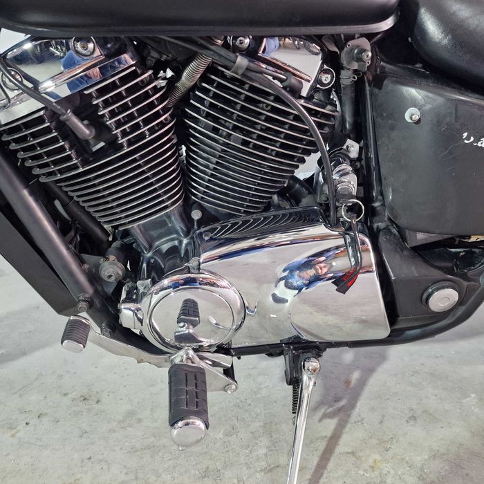 Motocicleta Honda Shadow VT 1100 | H001298 | motomus.ro