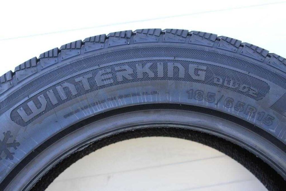 Anvelope iarna noi 185/65R15 88T Doublestar