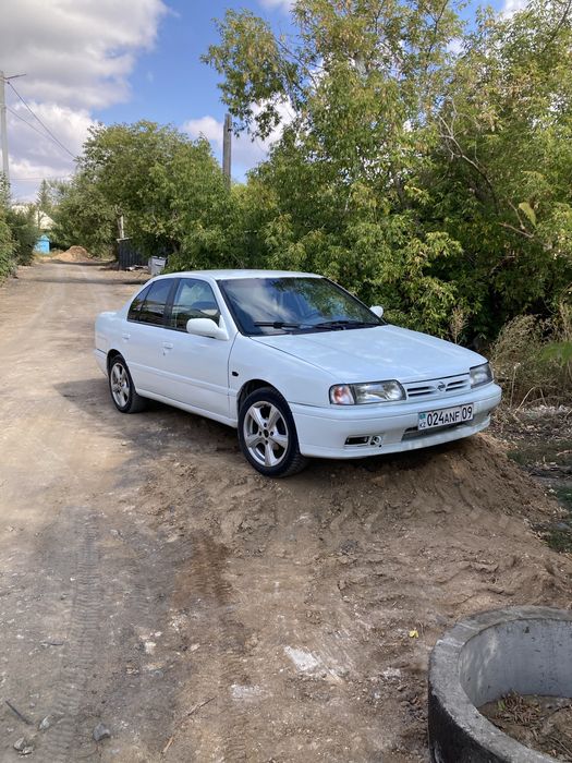 Nissan primera p10
