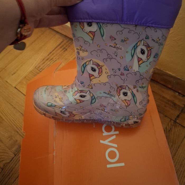 НОВИ Гумени ботуши