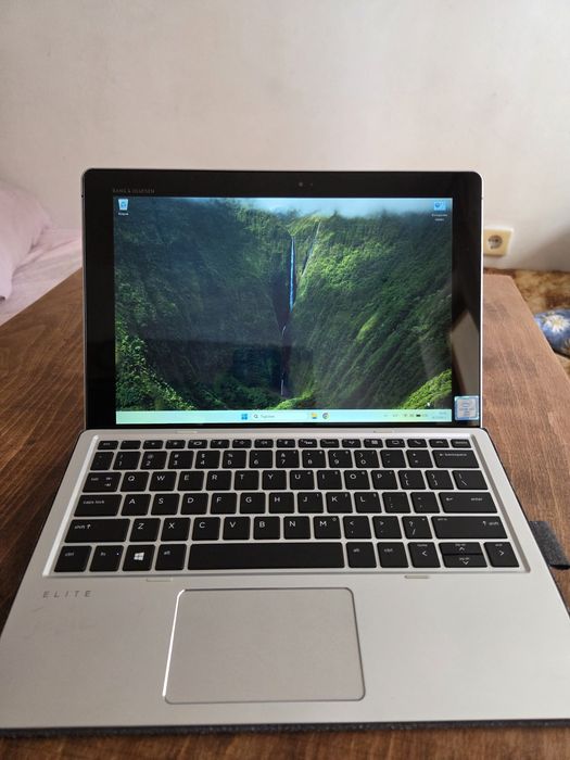 Лаптоп таблет 2в1 HP Elite x2 1012 G1