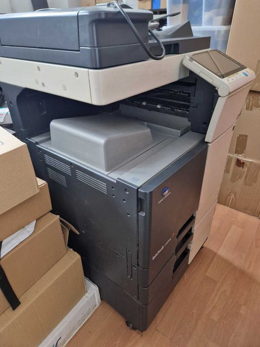 Продавам принтер