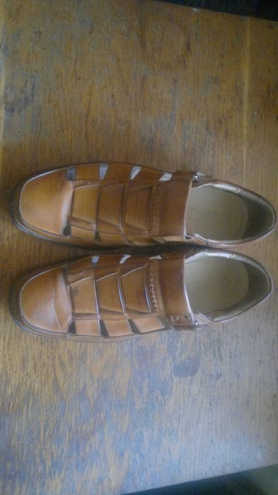 продаю туфли кожаные на лето недорого