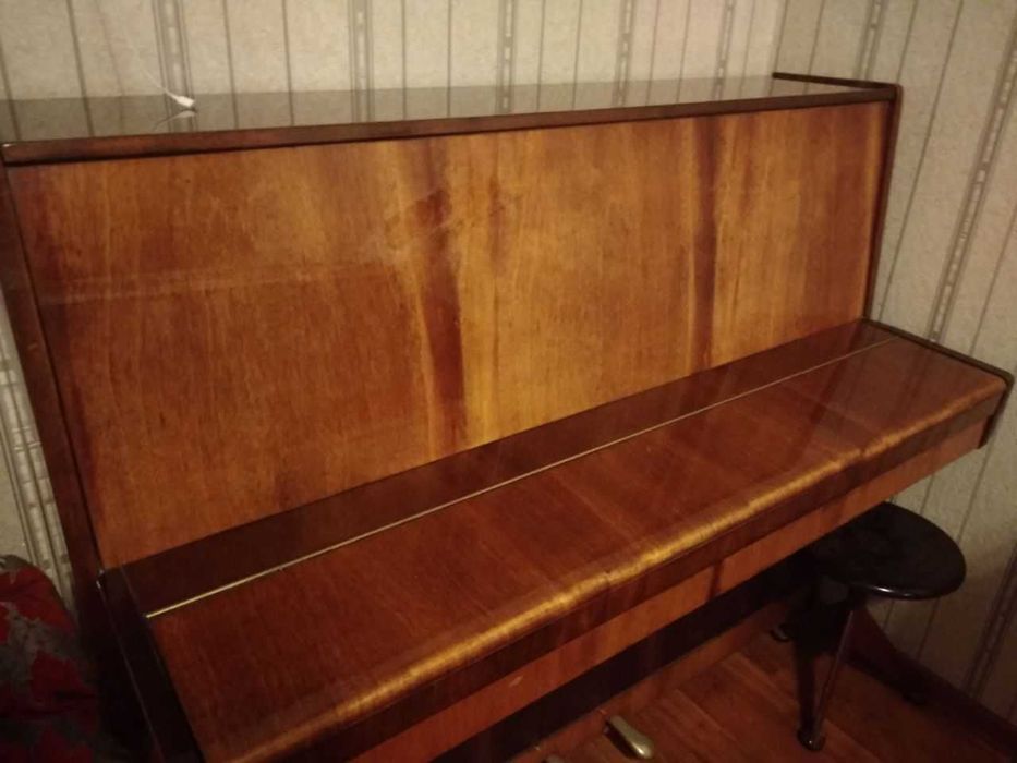 Продается пианино