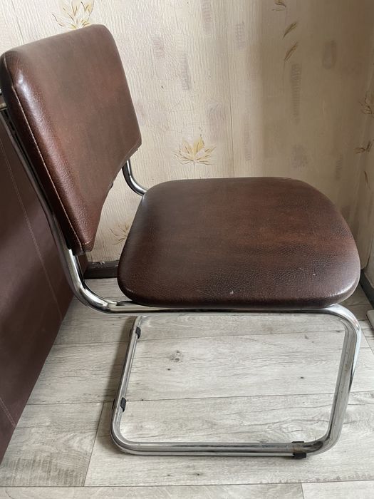 Продам стул недорого