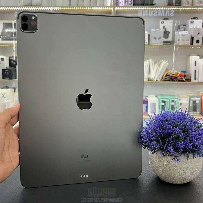 Prodam idyal Ipad Pro 12.9 4th 512GB wi-fi