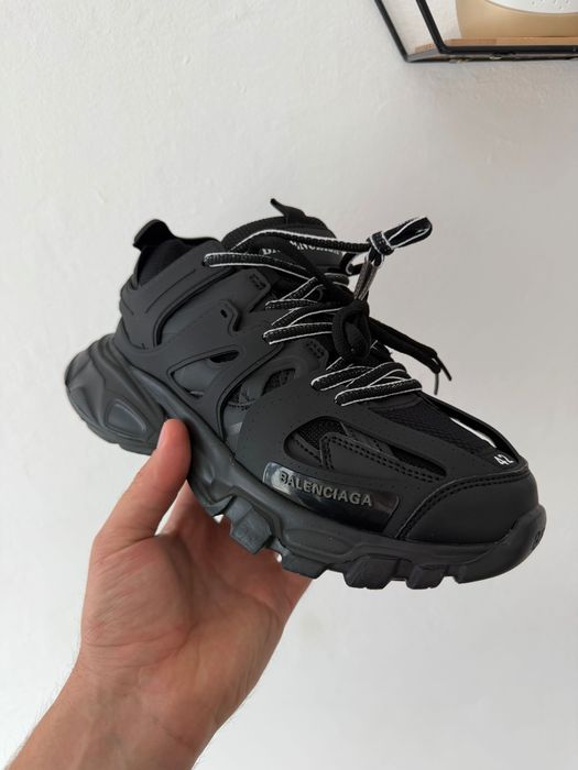 Balenciaga Truck S noi