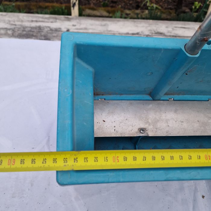 Unealtă Gardena pentru însemânțat gazon
