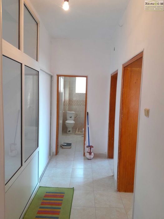 Етаж от къща с двор, гараж и лятна кухня, гр.Монтана