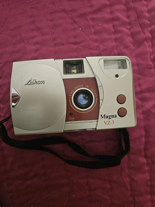 Aparat foto vintage pe film 35mm Aikon Magna VZ