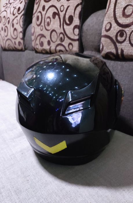 Продам шлем. В хорошем состоянии.