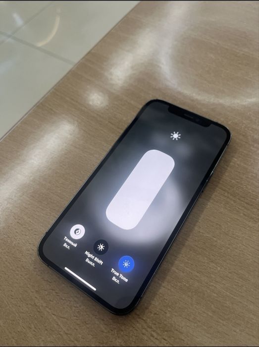 Продам Айфон 12про