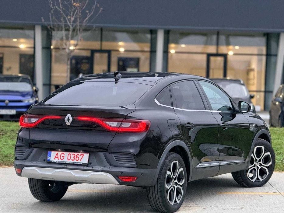 Renault Arkana Hybrid E-TECH 143 Intens-Bose-Distronic-Lineasist