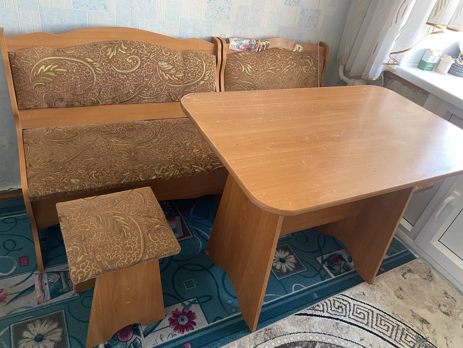 Отдам даром мебель