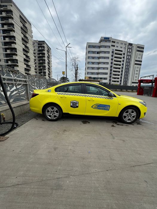 Vand firma taxi cu o masina