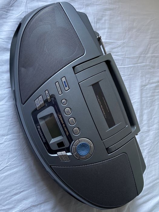 Radio-CD cu caseta Panasonic RX-ES30, stare exceptionala.