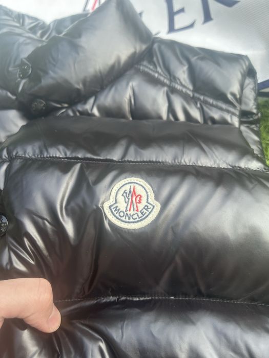 Vesta M.O.N.C.L.E.R calitate premium fulgi de gasca marimea 4(M-L)