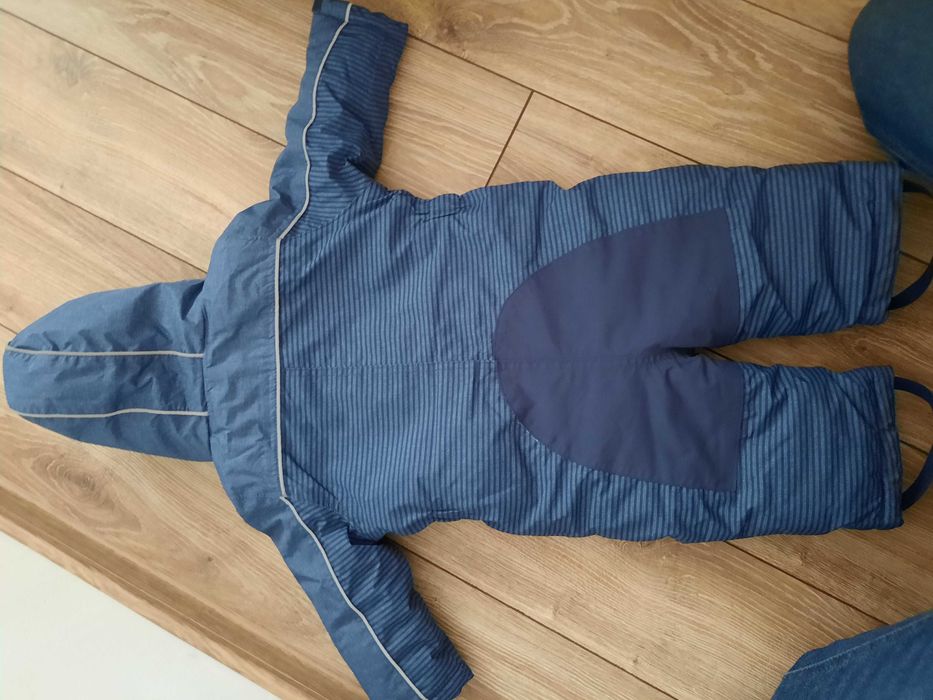 Costum de iarna/ski bebelusi marimea 74-80