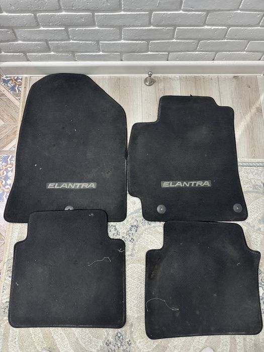 Полики hyundai elantra