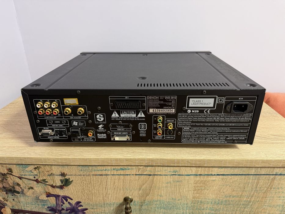 DENON DVD-3910 SACD /DVD/ CD Player