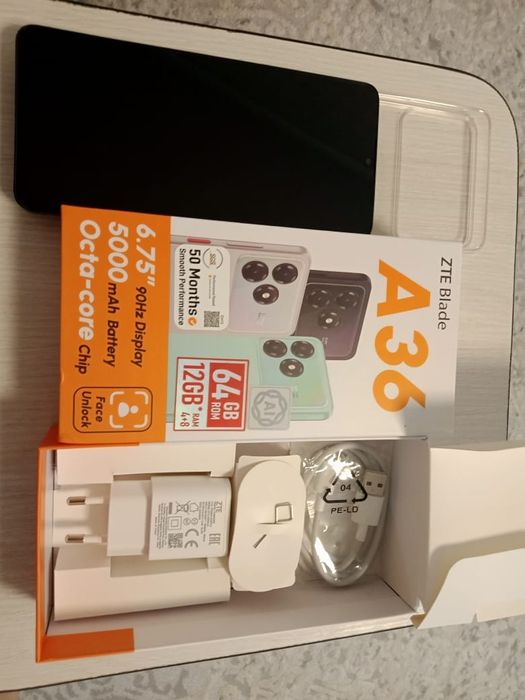 Продам совершенно новый телефон