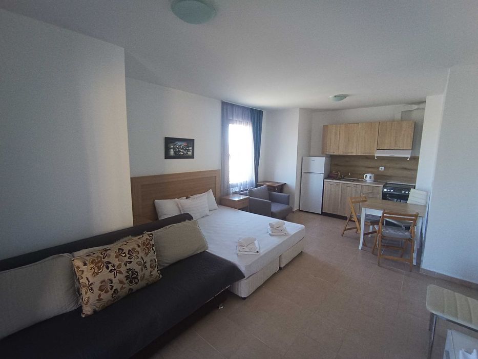 Студио с голяма тераса, Марина Кейп, Ахелой, от собственика