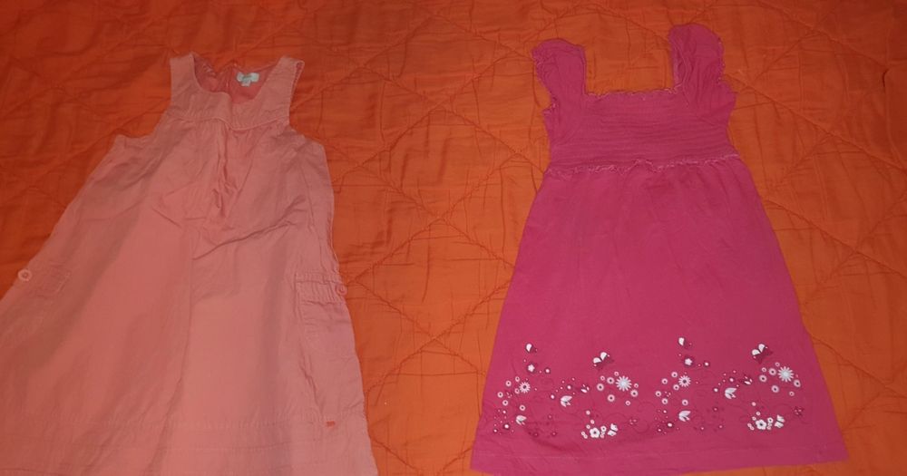 Lot 5 rochite elegante  fetita 5-6 ani in stare impecabila