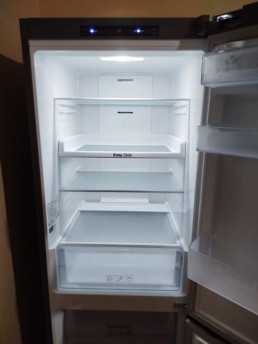 Xolodilnik samsung muzlatgichi 290 litr