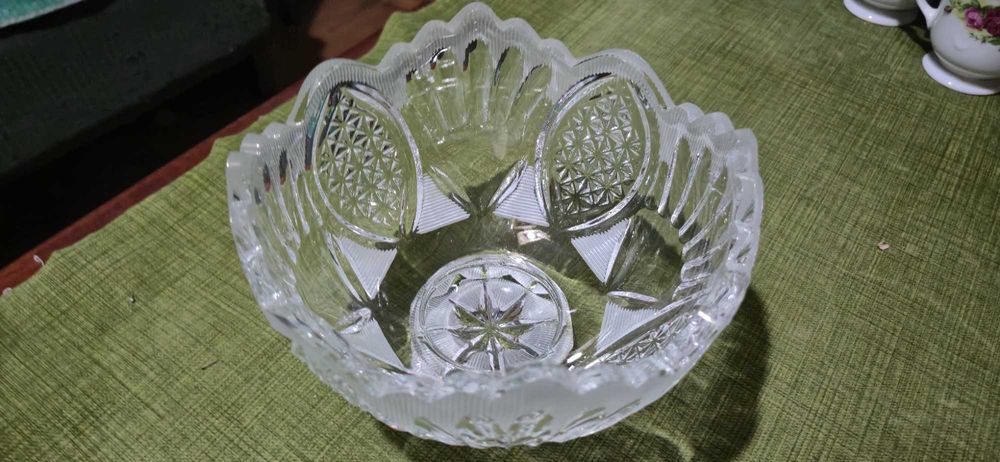 Хрустальные чаши для фруктов/декора