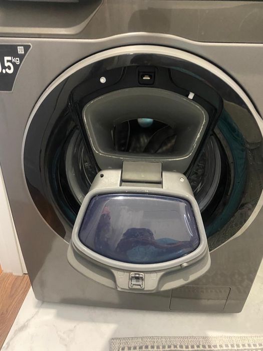 Продам стиральную машину