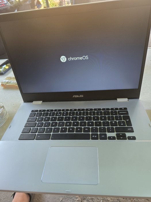 Asus Chromebook CX1500CN