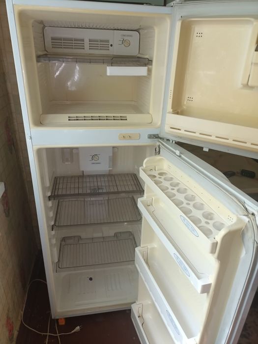 Продам холодильник SAMSUNG