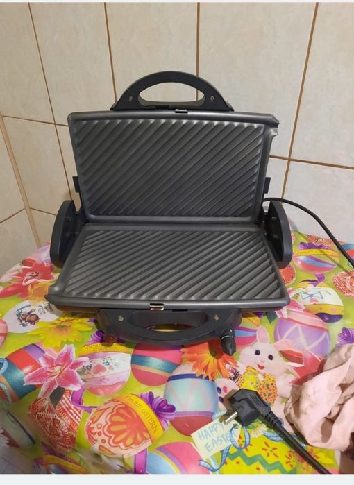 Grill electric Rohnson
