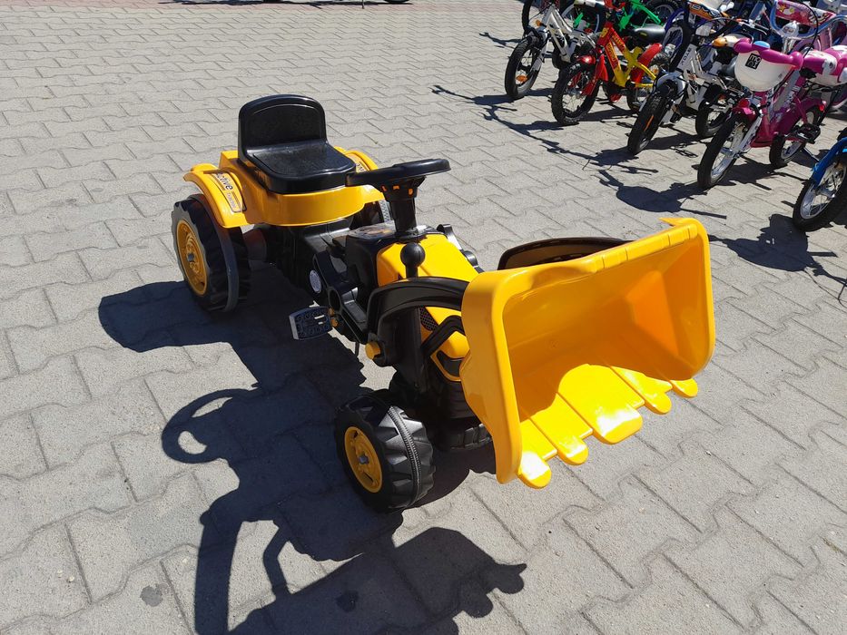 PILSAN Трактор Active с гребло 07315