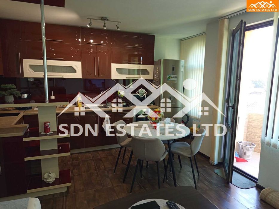 Продава апартамент в идеалния център на града