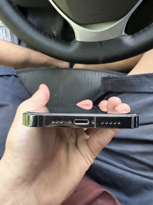 Продам Iphone 12 Pro 256gb 77%